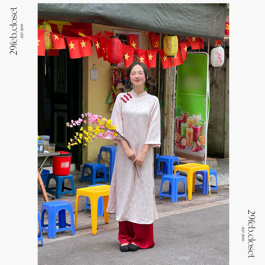 Áo dài lụa gấm Cẩm Chi họa tiết hoa nổi đính cúc sò kèm quần lụa Satin - 29feb.closet - AD005 | BigBuy360 - bigbuy360.vn