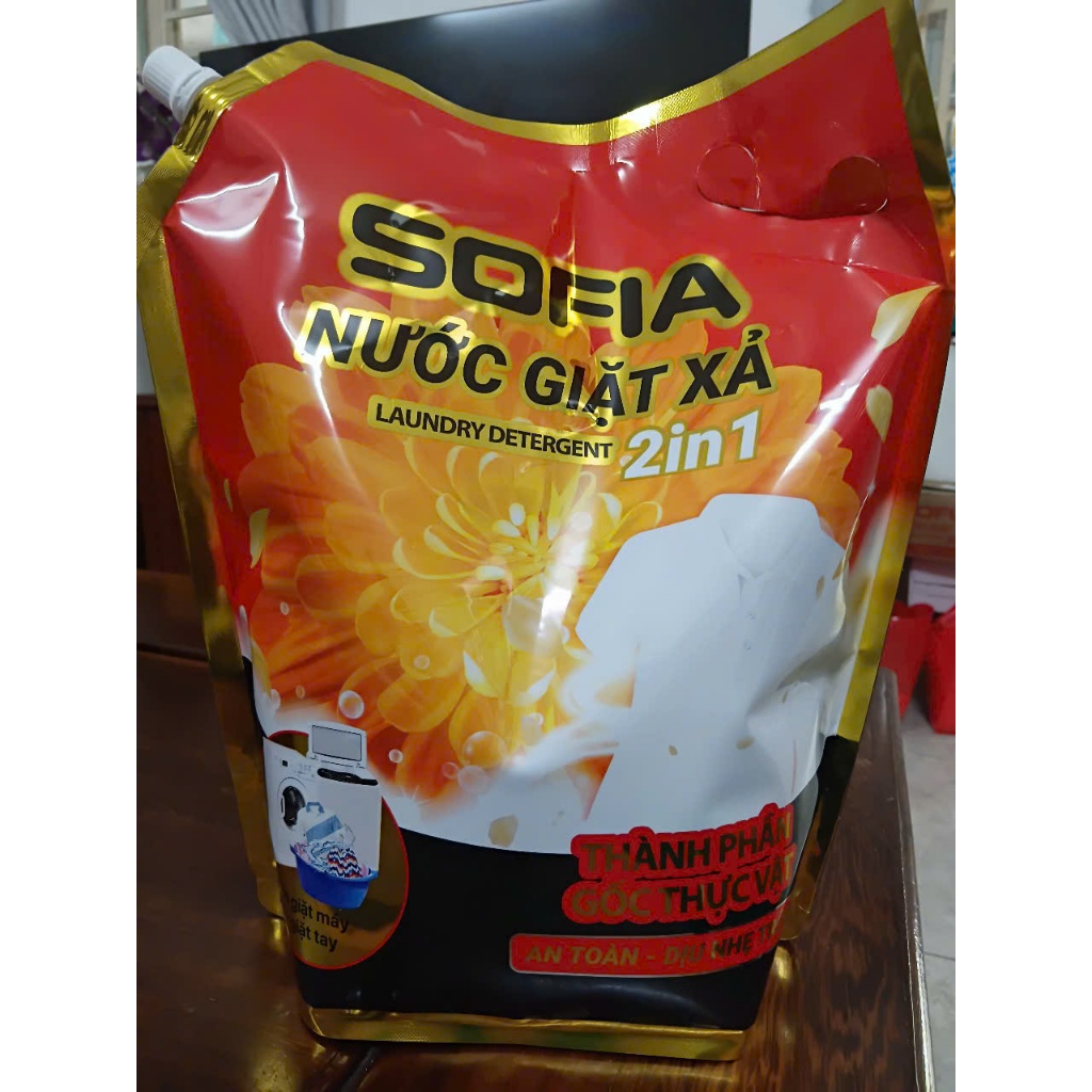Nước giặt xả 2in1 của SOFIA hương tỷ muội bịch 3 kg sẵn hàng giá tốt
