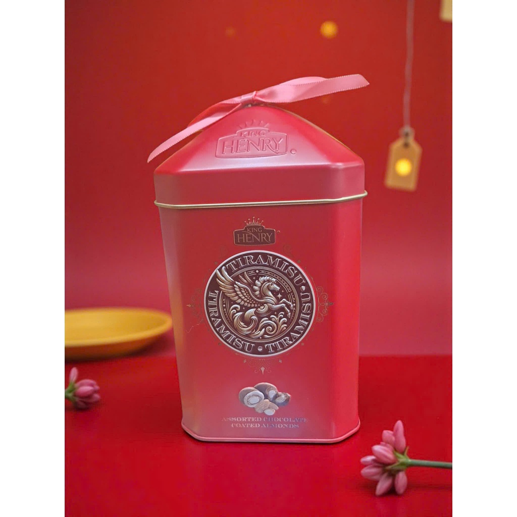 Socola King Henry Tiramisu Bọc Hạnh Nhân, Thập Cẩm Hộp Thiếc Nơ 120g