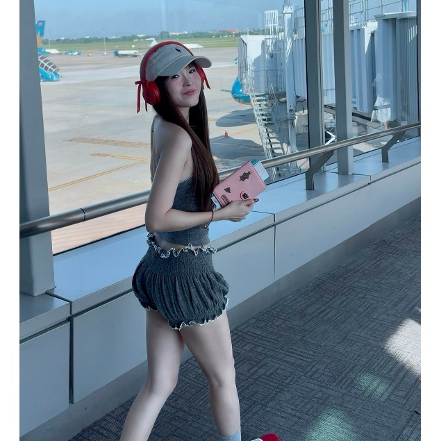 TSUN - Fiona Set Quần Áo Len Gân Nữ Body Xám Gợi Cảm Cá Tính | BigBuy360 - bigbuy360.vn