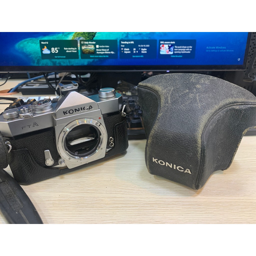 Body Konica ft A - Máy ảnh konica fta