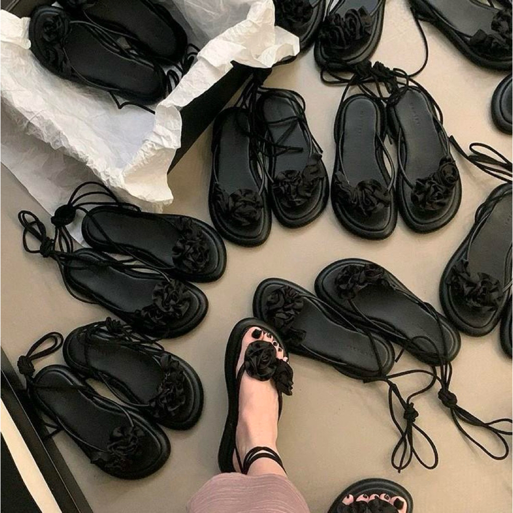 Gạo.Shoes (Có BigSize) Dép Sandal Nữ Bánh Mỳ Cao 3 Cm, Mũi Tròn, Quai Kẹp Bông Hồng Xinh Xắn