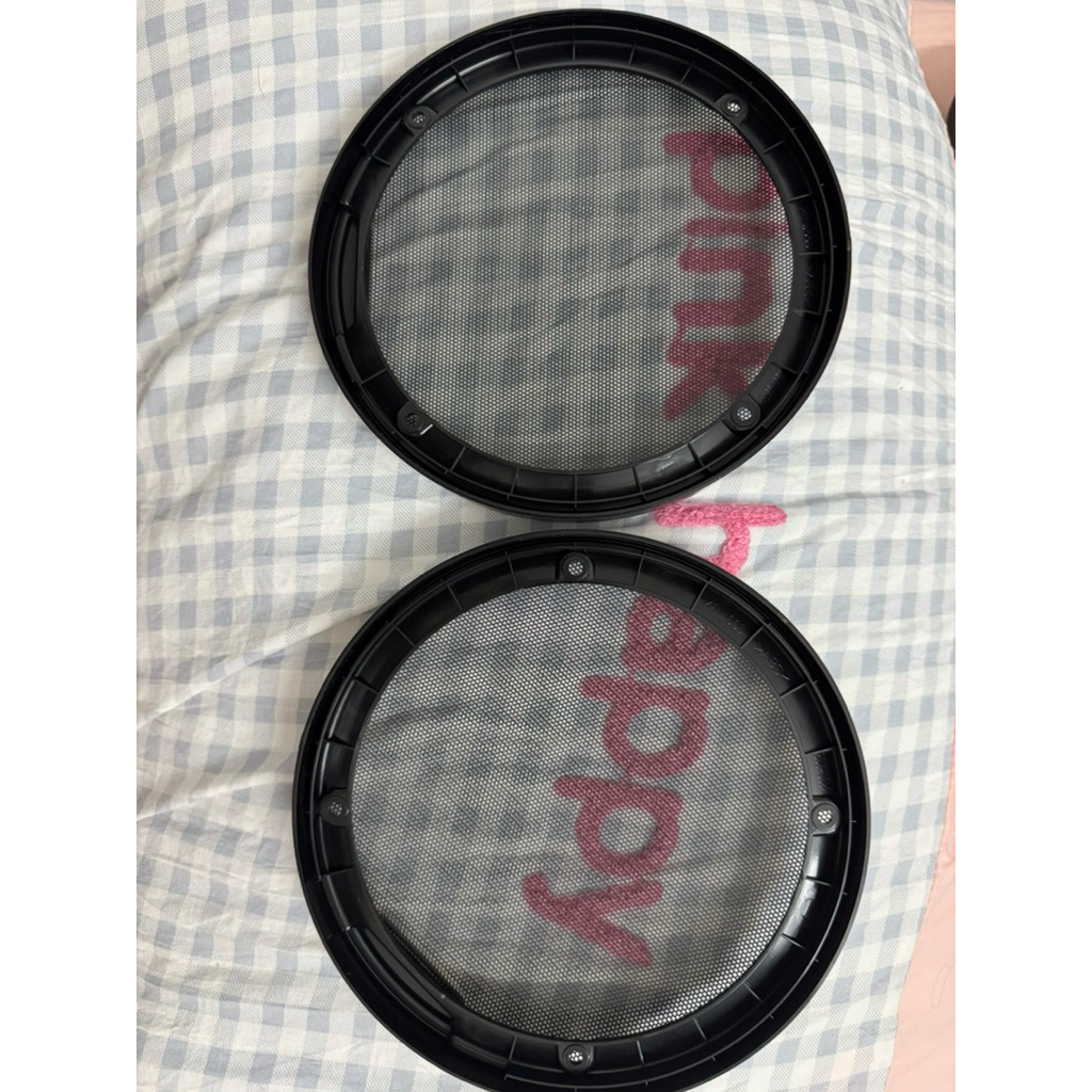 lưới gắn loa 16 cm gia 1 cái