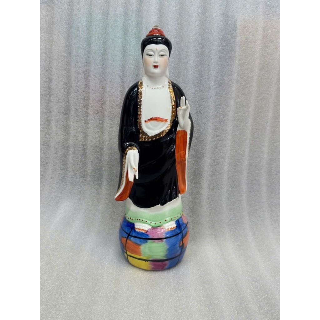 Tượng mẹ diêu trì địa mẫu