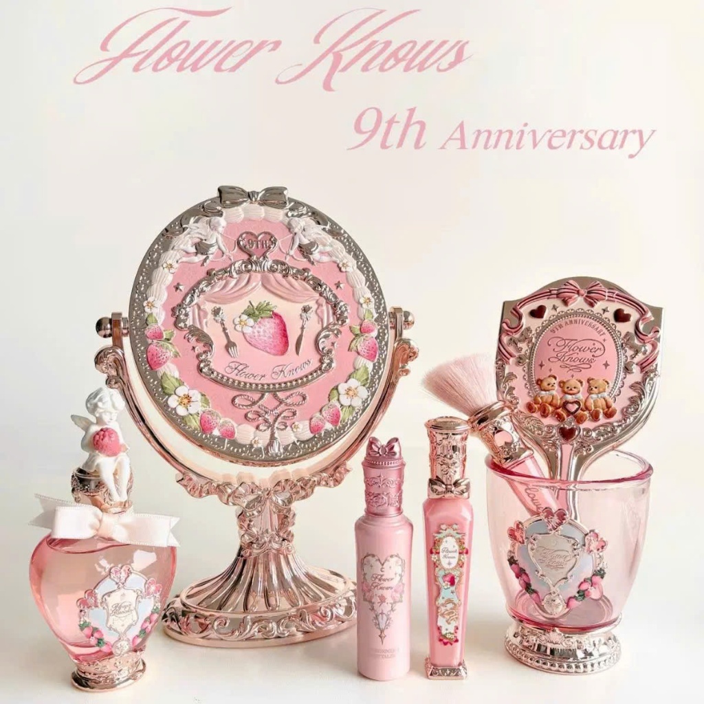 [ Sẵn] Gương kỉ niệm 9 năm Flower Know ( tặng 1 quà)
