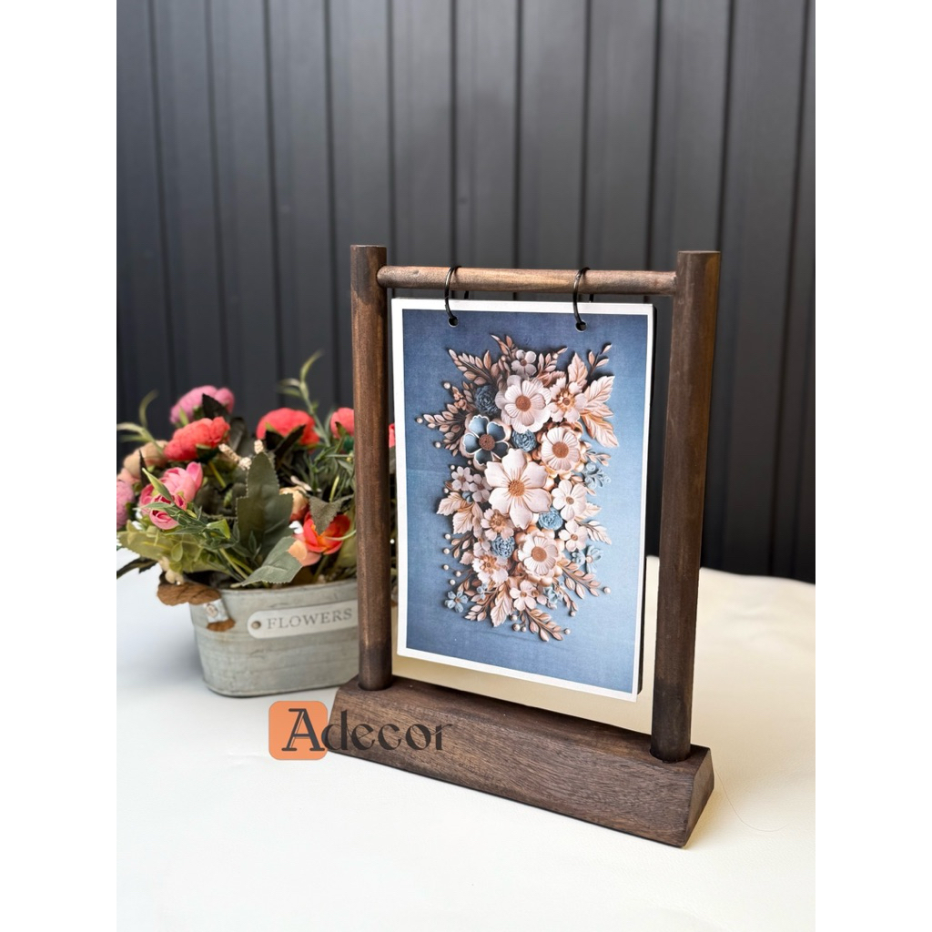 Giá treo menu size A5, Khung gỗ Thông đế gỗ Wenge treo menu size A5 - ADECOR