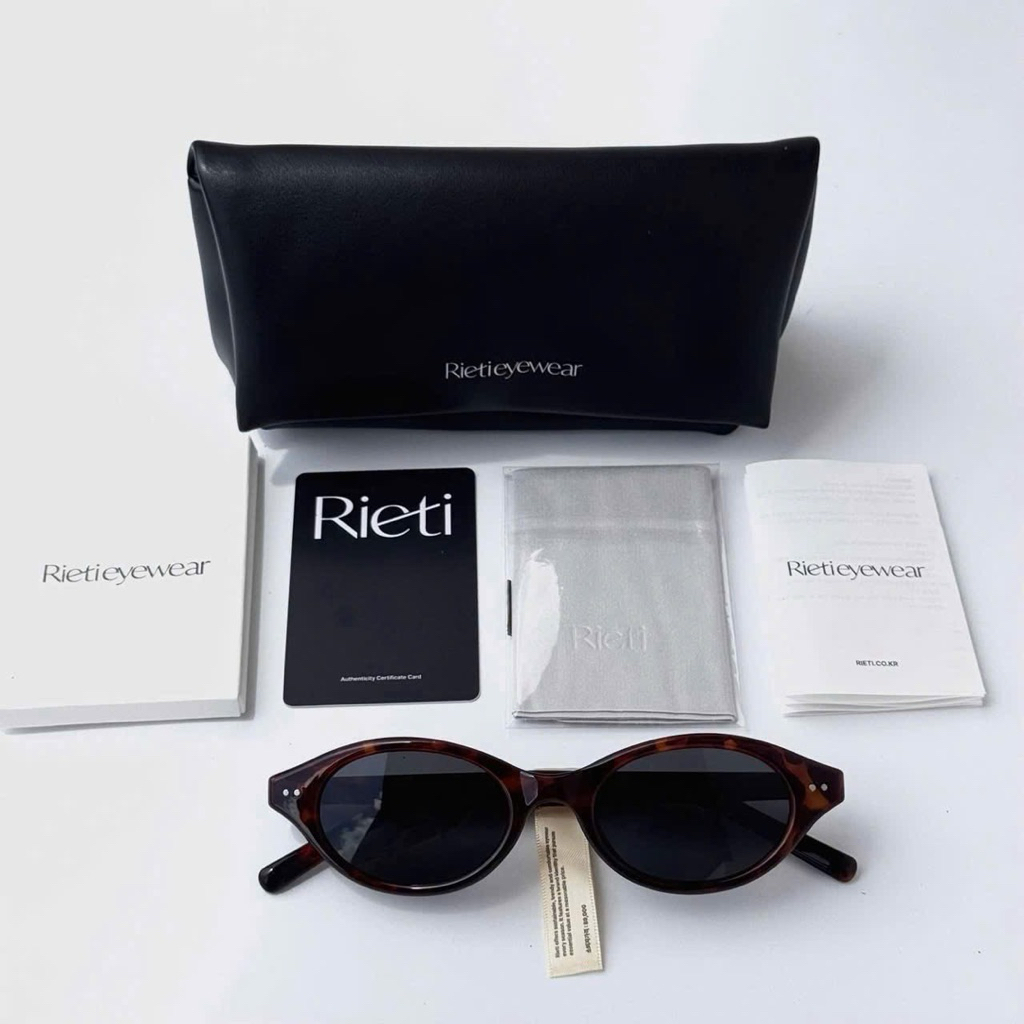 Kính Rieti bản hộp cứng