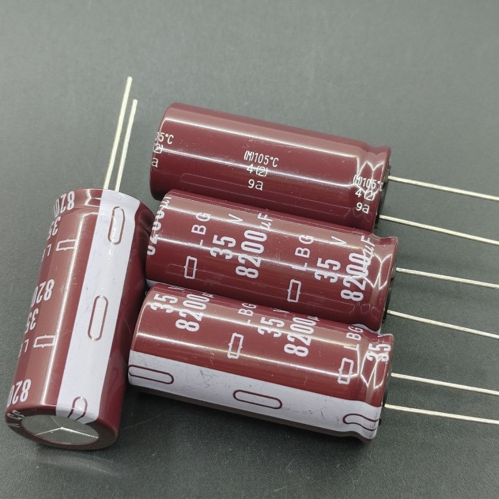 (1 con) Tụ điện 35V 8200uF Nippon Chemi-con 105°C 18x40mm