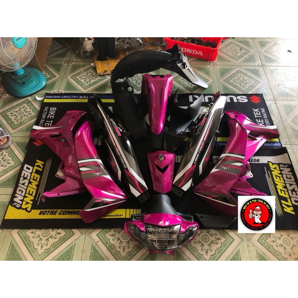 Bộ dàn áo sirius màu tím violet phối đen, dán tem sẵn, chưa pha đèn, ốp hello/ dè Fi. hàng 1/1