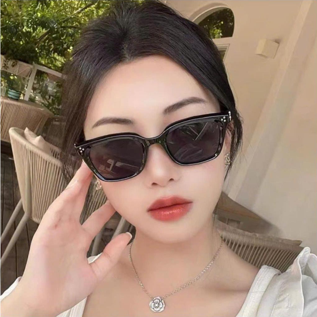 Mã 960 -Kính râm chống nắng UV400 giành cho nam nữ, phong cách cổ điển, sang chảnh | BigBuy360 - bigbuy360.vn