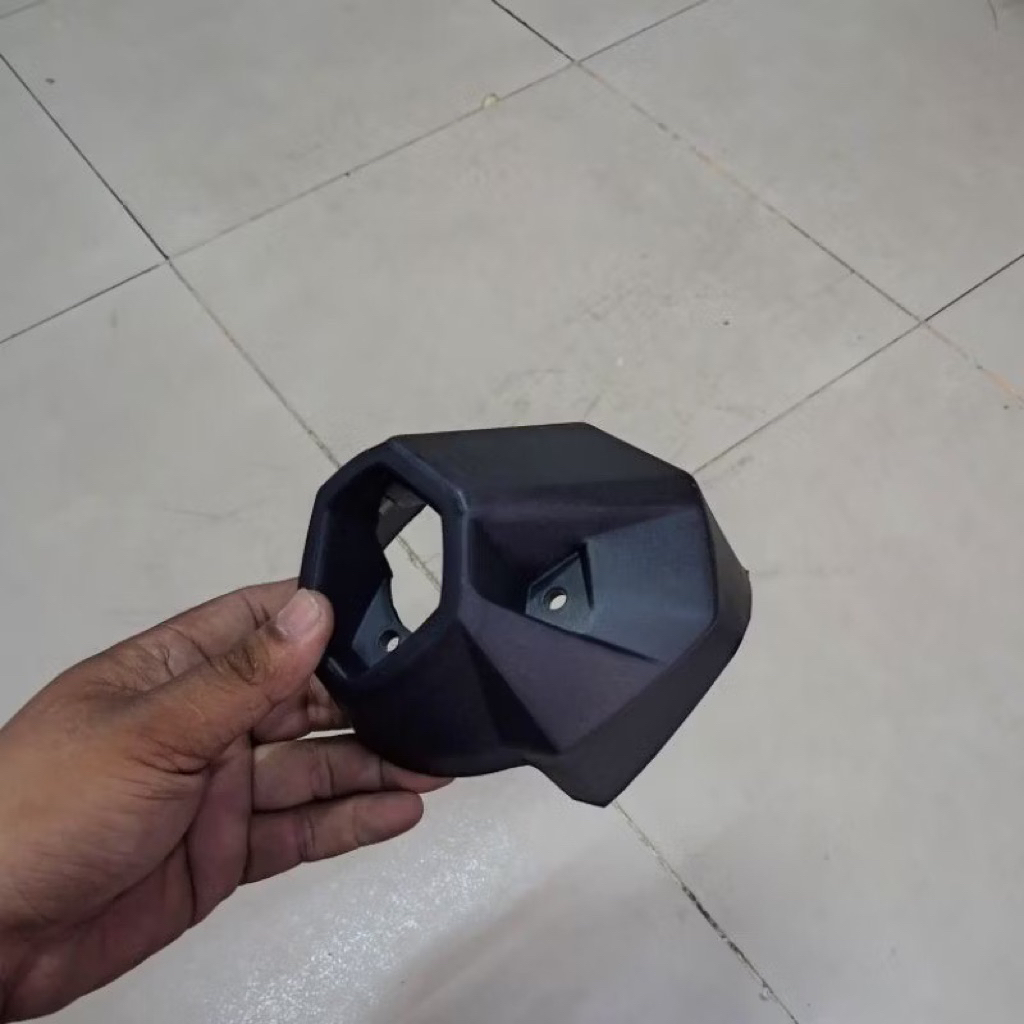 chụp đuôi pô xe winner v1