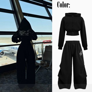    GATE 23: ALL BLACK   Áo khoác nỉ form crop basic 440GSM - Quần nỉ ống rộng hack chân thêu logo DANEJI SS25 thu đông 