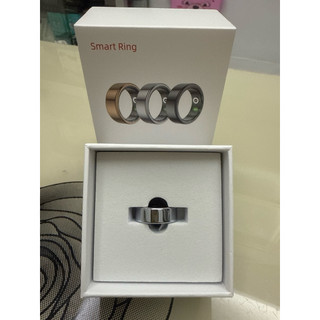 * Nhẫn thông minh Smart Ring.