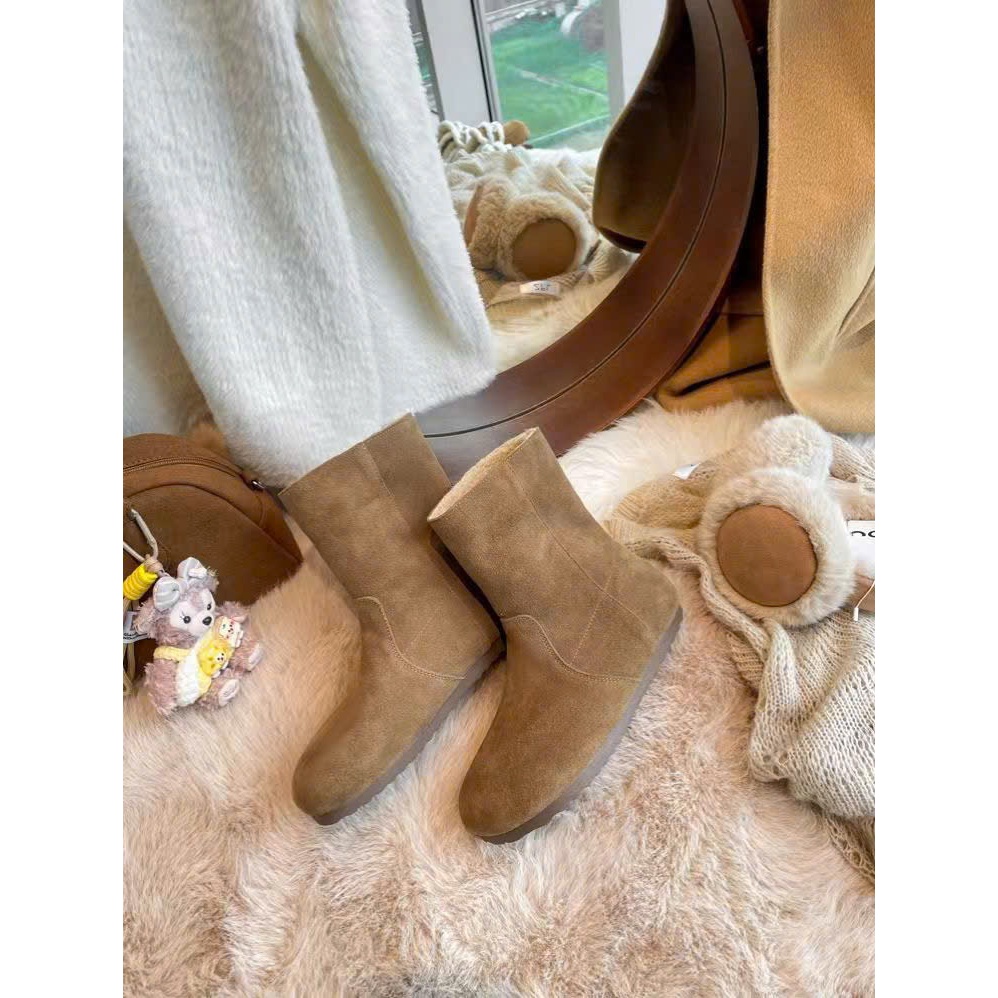 (Form nhỏ)Bốt nữ cao cấp cổ lông phong cách trẻ trung đi 2 kiểu đế nhẹ 2cm KIRA, chân mập tăng size Boots | BigBuy360 - bigbuy360.vn