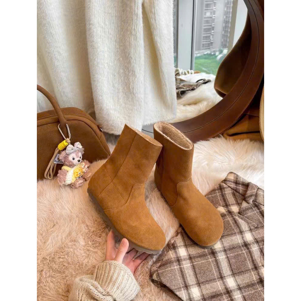 (Form nhỏ)Bốt nữ cao cấp cổ lông phong cách trẻ trung đi 2 kiểu đế nhẹ 2cm KIRA, chân mập tăng size Boots | BigBuy360 - bigbuy360.vn