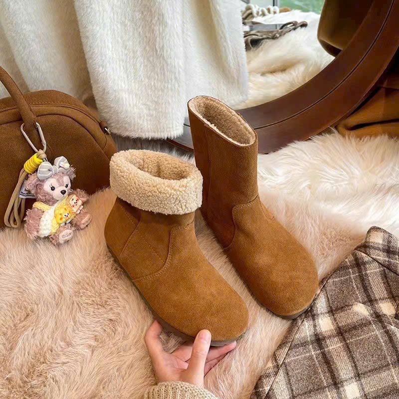 (Form nhỏ)Bốt nữ cao cấp cổ lông phong cách trẻ trung đi 2 kiểu đế nhẹ 2cm KIRA, chân mập tăng size Boots | BigBuy360 - bigbuy360.vn