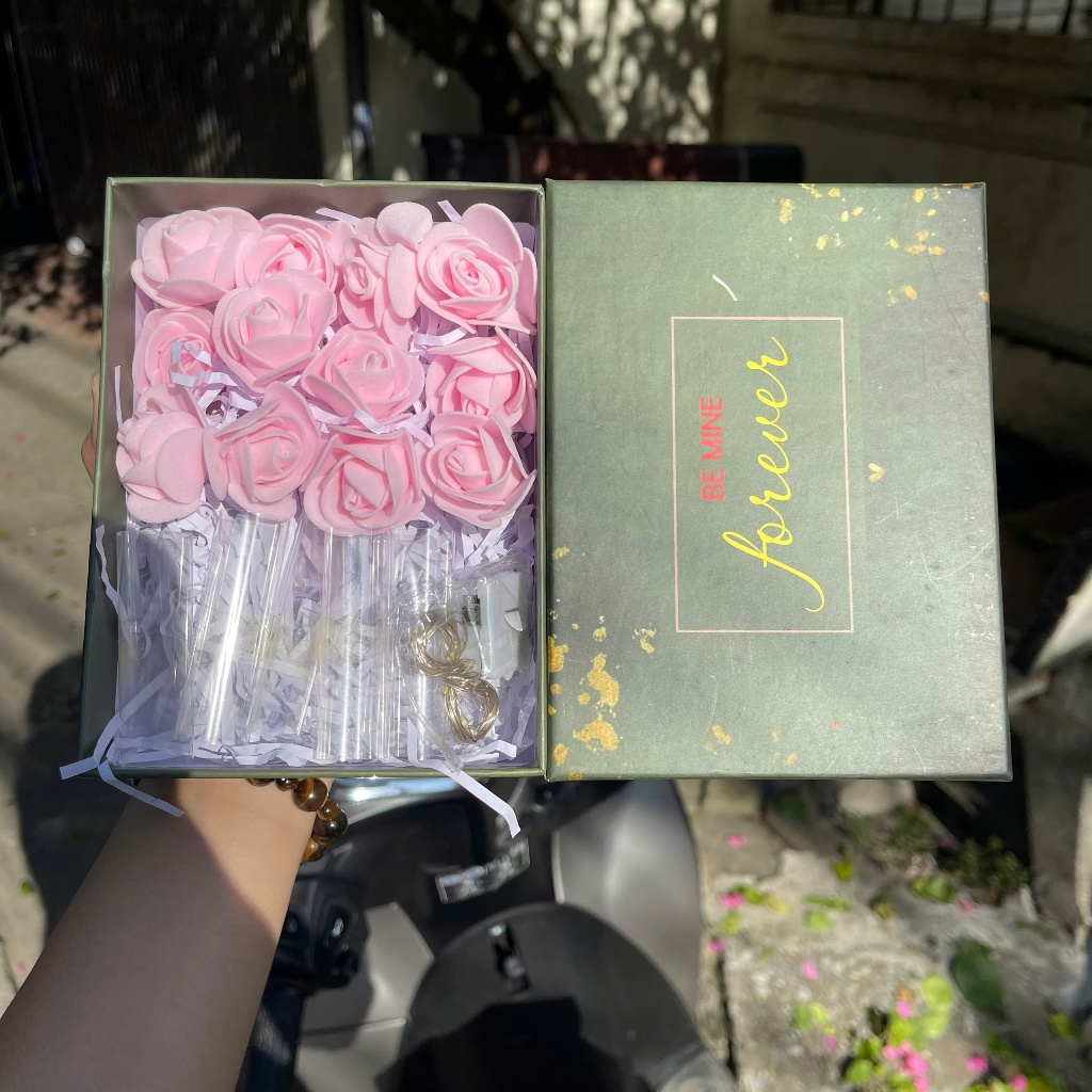 [Quà Tặng 14/3] Hộp Quà Đựng Tiền Hoa Đèn LED Love KÈM TÚI – Món Quà Ý Nghĩa Ngày 8/3 Tặng Người Yêu, Mẹ 02709