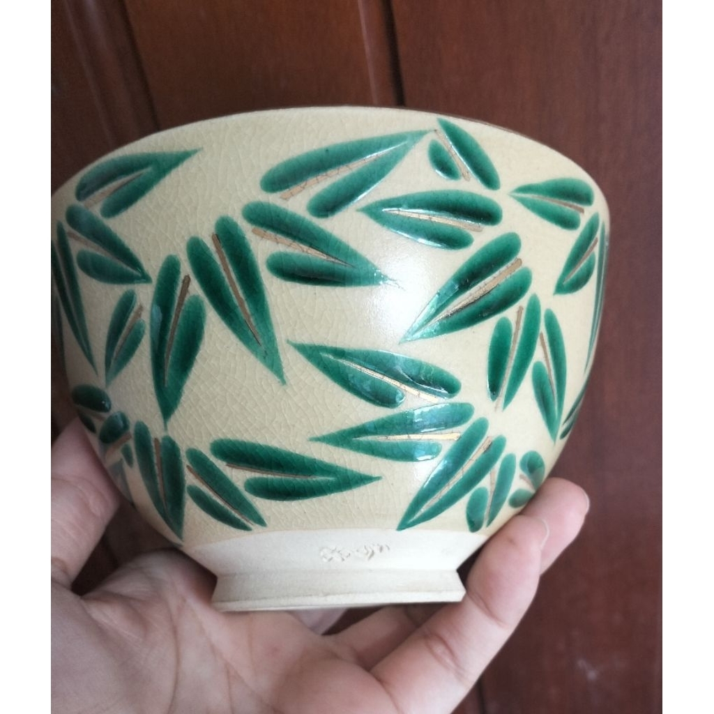 Bát Chawan lá tre và Chawan có miệng rót