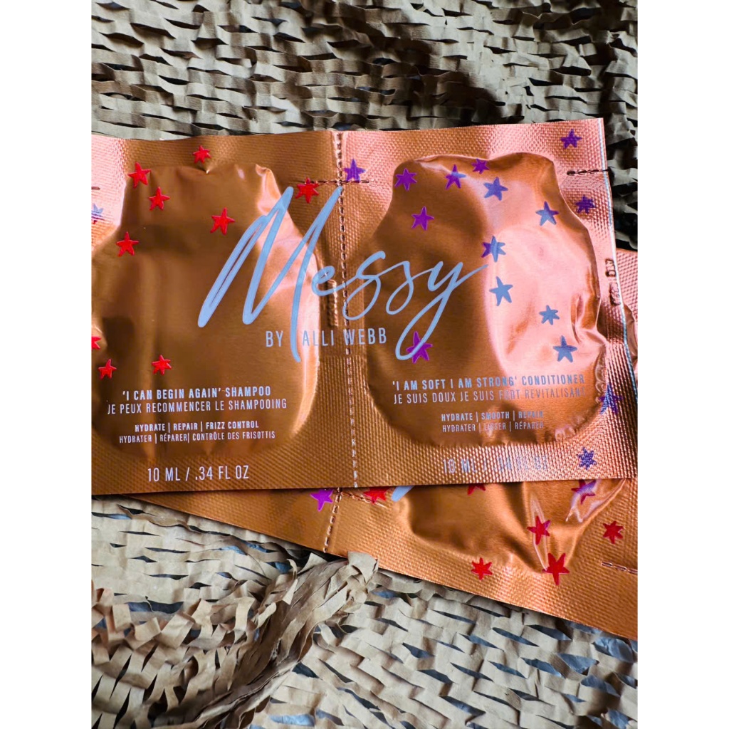 dầu gội và dầu xả phục hồi tóc 'I CAN BEGIN AGAIN' Shampoo