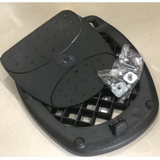Thùng sau Givi fom vuông U37A chính hãng - Thùng xe tiện lợi đựng đồ 37 lít chống nước tuyệt đối