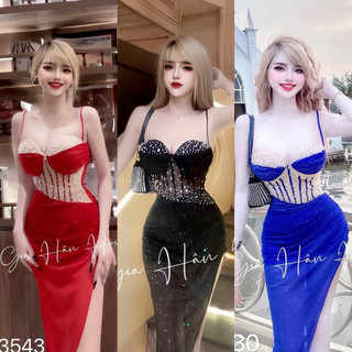 Đầm xẻ tà cúp nghêu hai vỏ sò