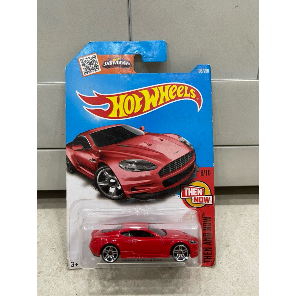 Xe mô hình đồ chơi Hotwheels cơ bản 1:64 - Aston Martin DBS (card như hình)