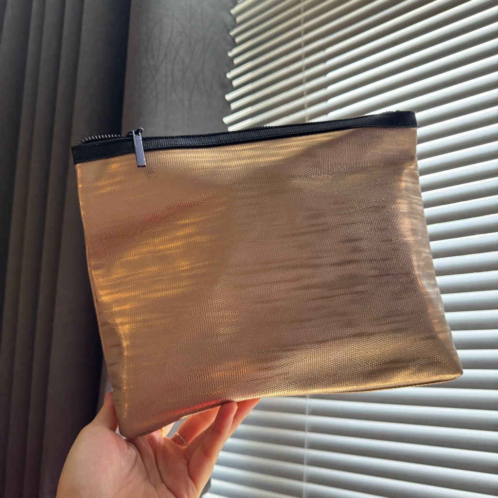 Túi đựng mỹ phẩm Lancome