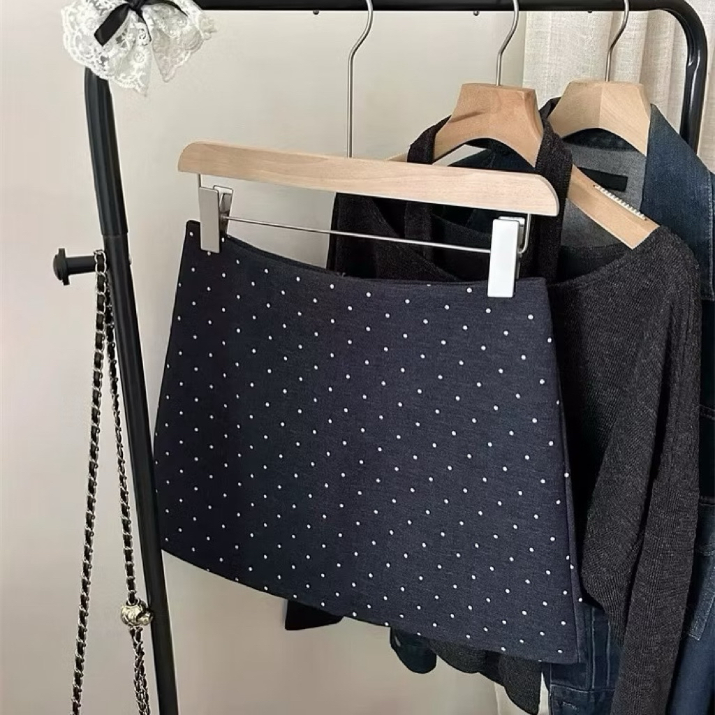 [NEW]Chân Váy Chấm Bi Form A dáng Ngắn chất dạ ép style Ulzzang có lót quần bảo hộ-4 màu siêu xinh | BigBuy360 - bigbuy360.vn