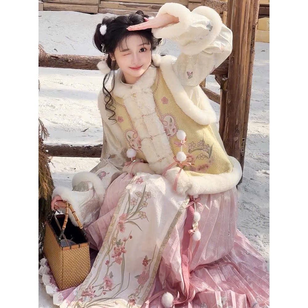 (Tuyết Đoàn Tử- Phụng Đài Khúc) Hán phục nữ ấm áp mùa đông thời nhà Minh.