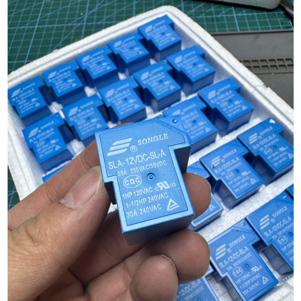 Relay 4 chân 12V 30A SLA-12VDC-SL-A chính hãng (Thanh Lý)