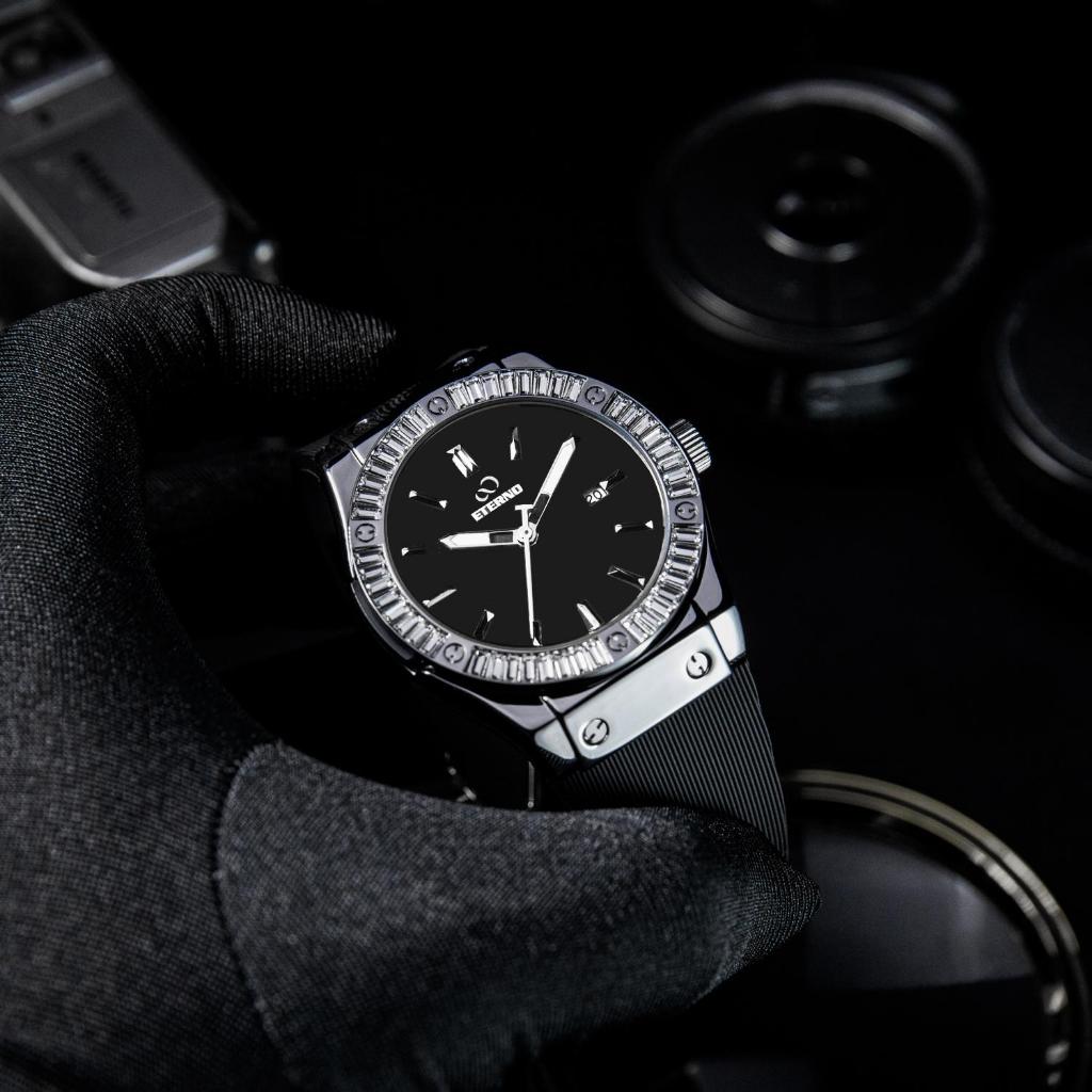 Đồng Hồ Nam - Thương Hiệu ETERNO E24-0032 Viền Đính Đá Khối Dây Cao Su Non Cao Cấp