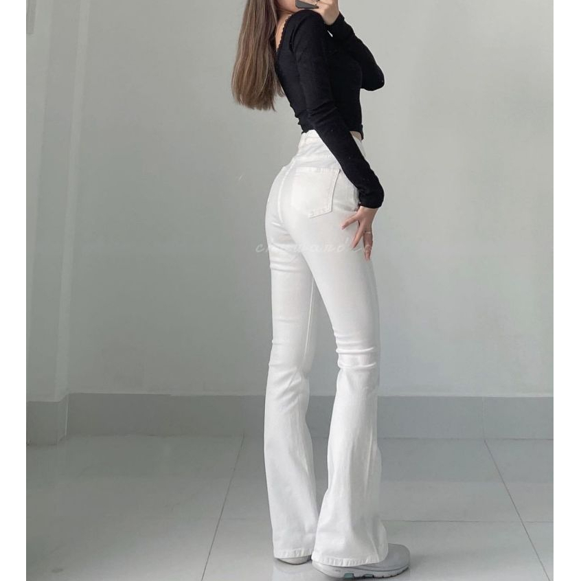  Quần jean nữ ống loe màu trắng Gap100 Sofm Wear dáng dài lưng vừa 