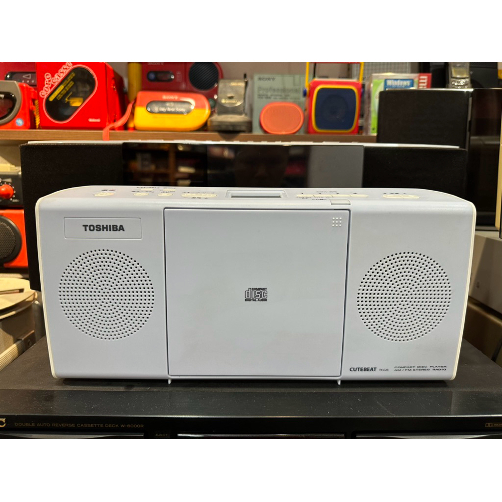Máy CD radio Toshiba TY-C23