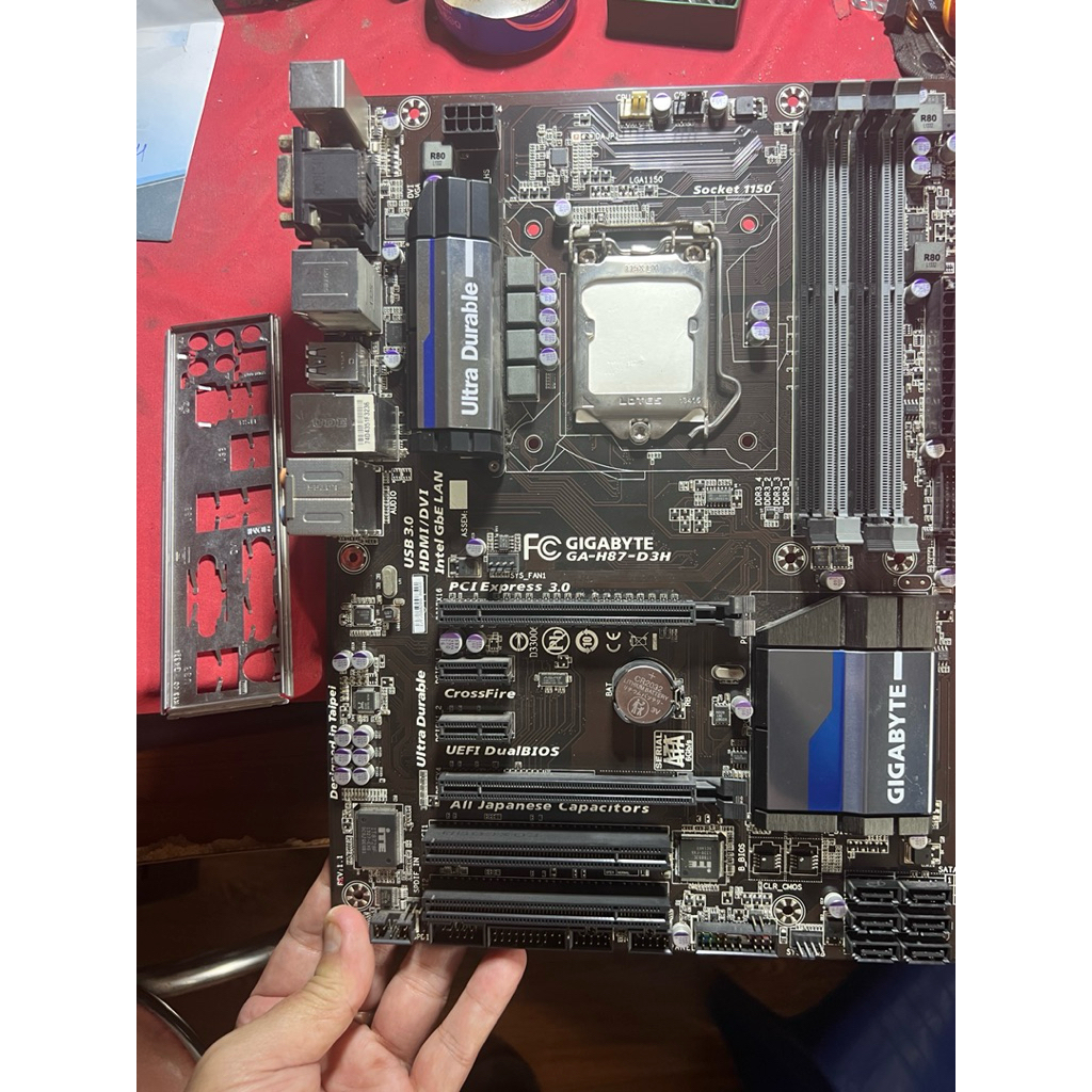 Main H87 giga đẹp keng