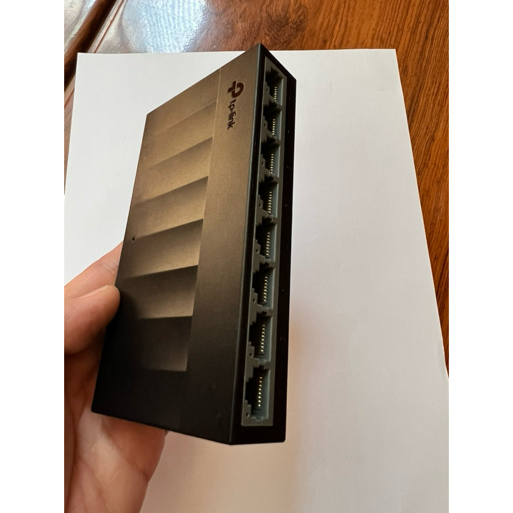 Switch TP-Link LS1008G 8-Port 10/100/1000Mbps