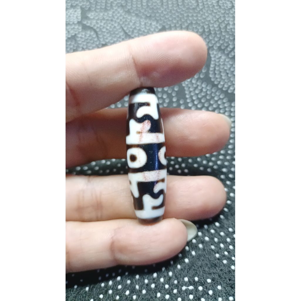 DZI 3 mắt tây tạng.