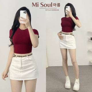 Áo Croptop Thun Gân – Tôn Dáng, Ôm Nhẹ, Form Chuẩn Hot Trend