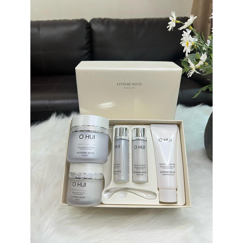 SET KEM DƯỠNG OHUI EXTREME WHITE