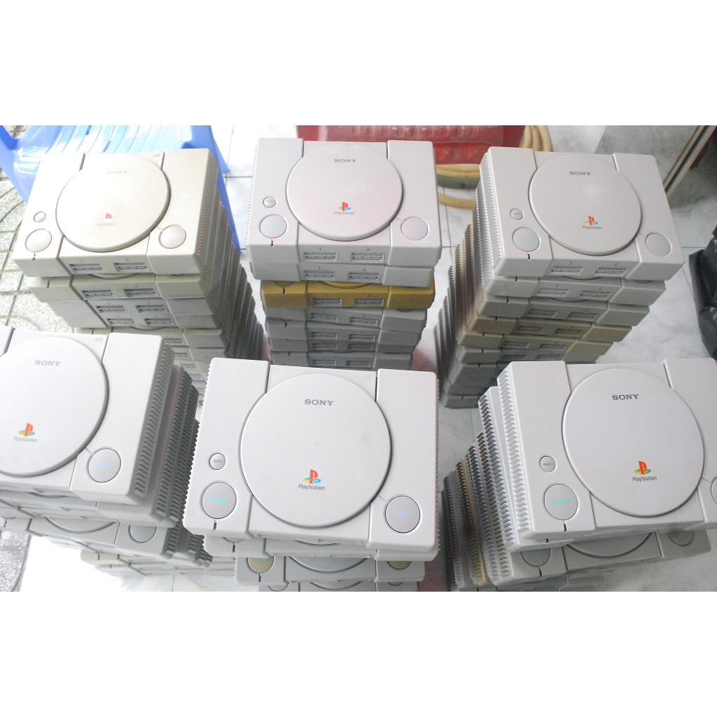 Thân máy ps1 đã hack thẻ nhớ 64GB có sẵn hơn 100 game ps1 hay và phổ biến