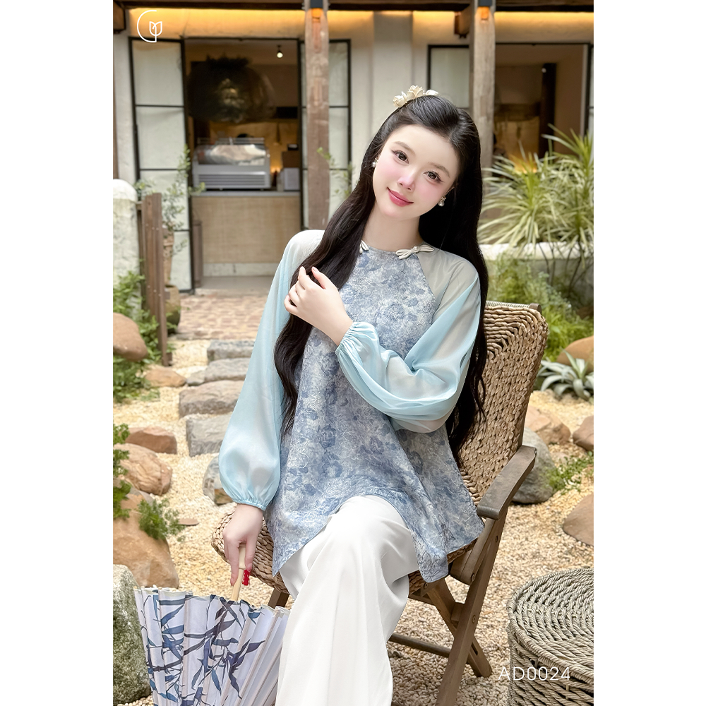 Set đồ truyền thống Giian thiết kế áo cánh rơi, cổ tròn đính nơ cách điệu họa tiết hoa nổi phối quần lụa cao cấp AO0024 | BigBuy360 - bigbuy360.vn