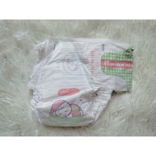 100 Miếng Bỉm/Tã quần mở 1 bên Bobby size NB ( dành cho bé 3 - 5,5kg )