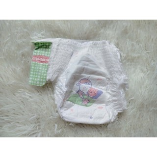 100 Miếng Bỉm/Tã quần mở 1 bên Bobby size NB ( dành cho bé 3 - 5,5kg )
