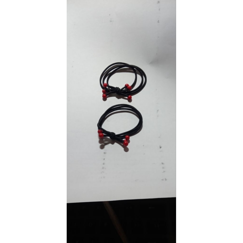 Combo 2 dây buộc tóc, dây cột tóc quả hạt đỏ dễ thương.