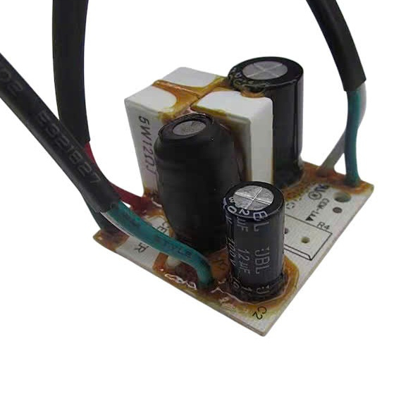 Mạch phân tần JBL tháo máy cho ra 2 kênh mid-bass, Phù hợp với loa mid-bass 2-5 inch. Giá 1 cái