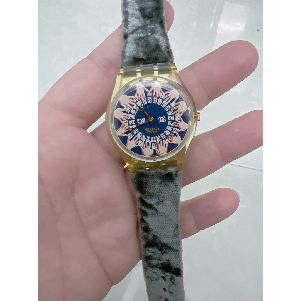 đồng hồ Thụy nữ hiệu swatch swiss Quartz