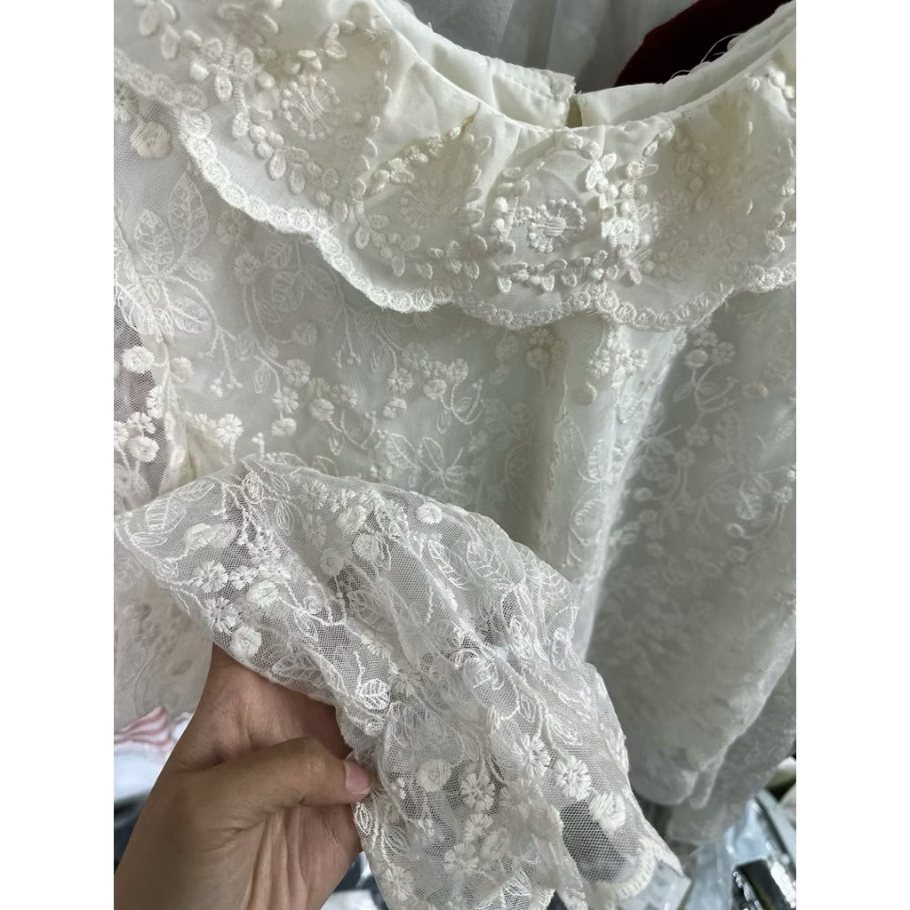 [A3001] ÁO REN HOA NỔI CỔ BÈO Wei Yi Studio- Áo sơ mi ren hoa kiểu QC tay bồng 2 lớp ulzzang tiểu thư HQ | BigBuy360 - bigbuy360.vn