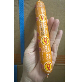  Xúc xích tiệt trùng CP bắp và phô mai cây 60g 