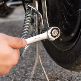 Cờ lê miệng vòng 2 chiều tư động Ingco