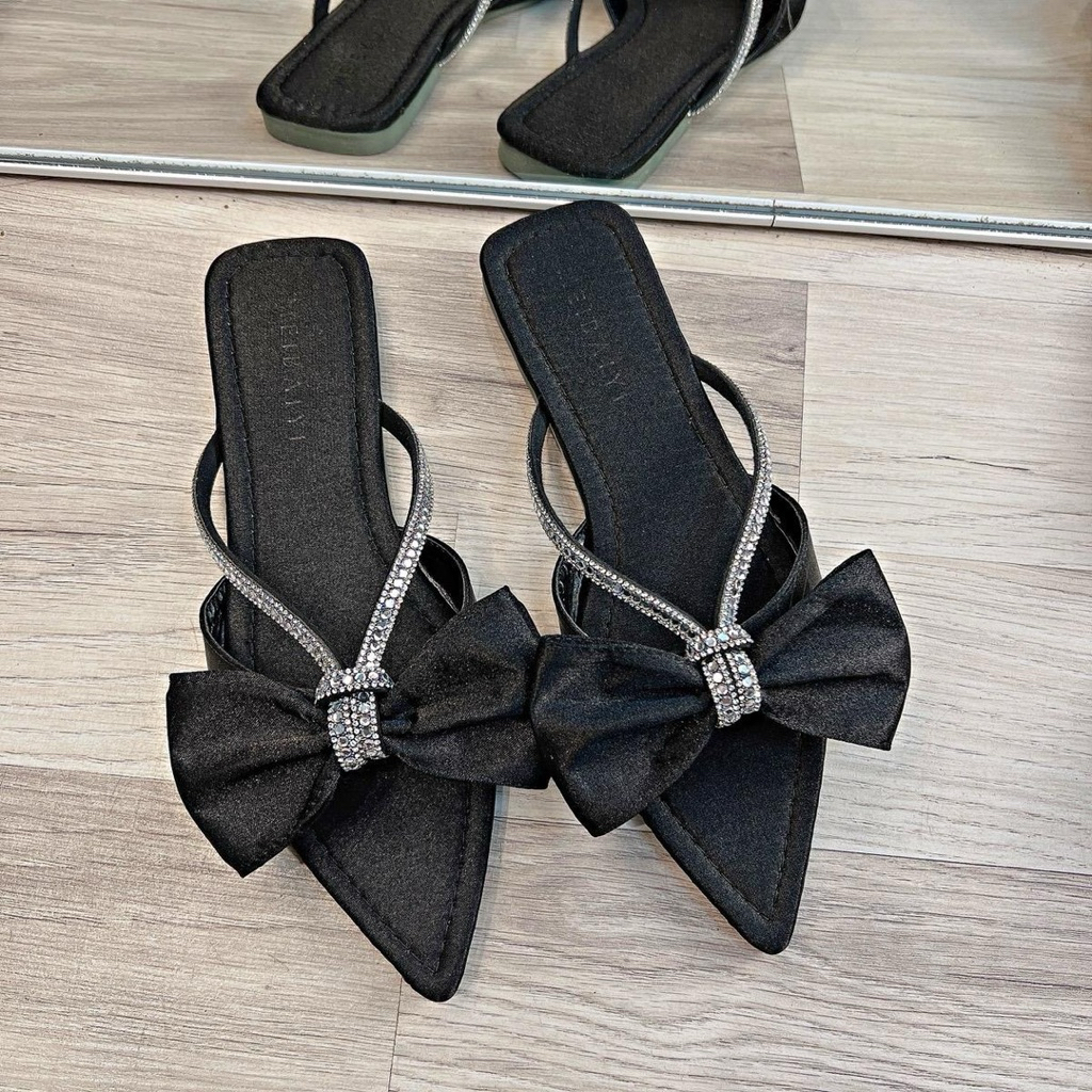 Gạo.Shoes - (35-42 )Dép Lê Nữ Mũi Nhọn, Thắt Nơ Dây Đá Cổ Yếm, Đế Chống Trơn Trượt.