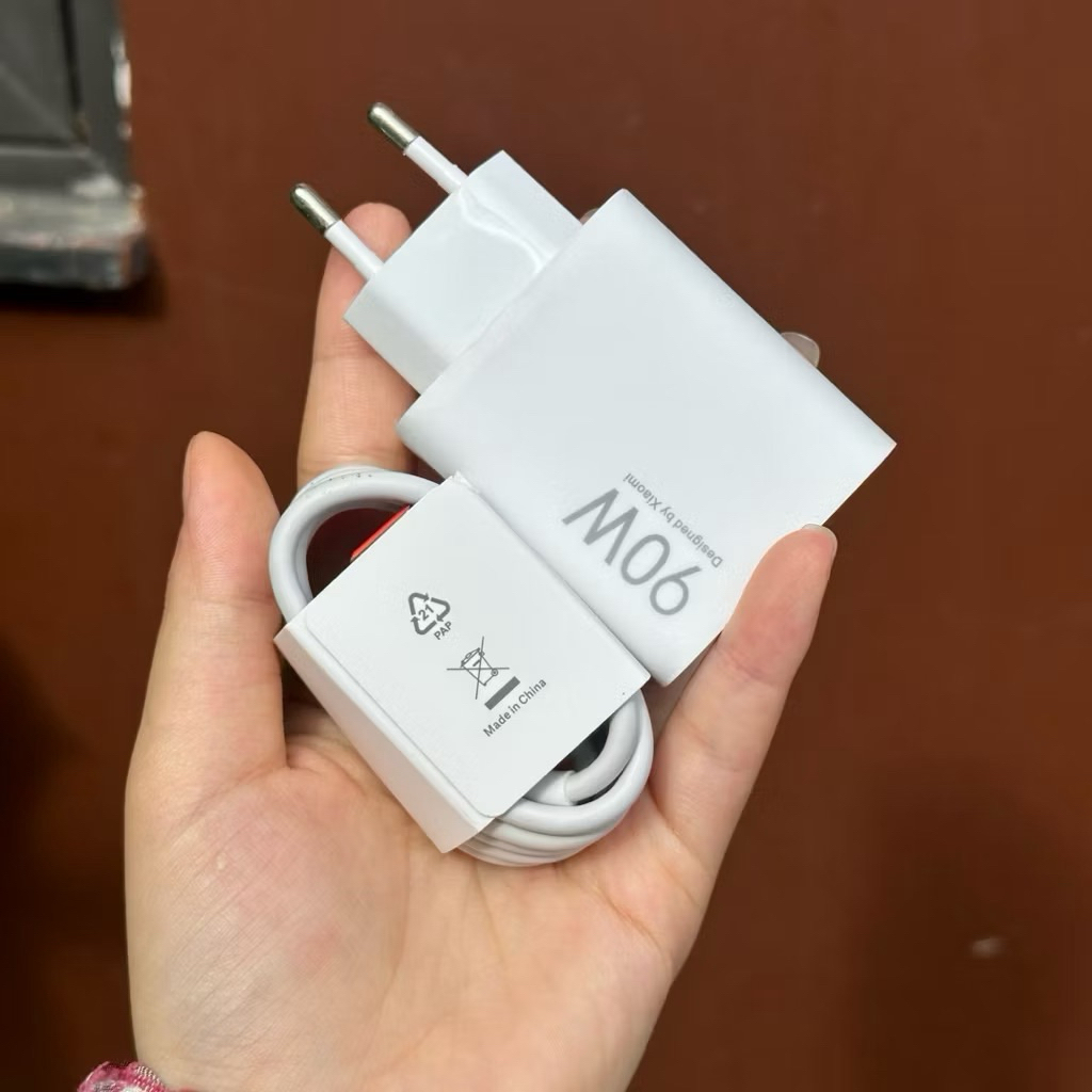Bộ sạc nhanh Xiaomi 90w chân tròn